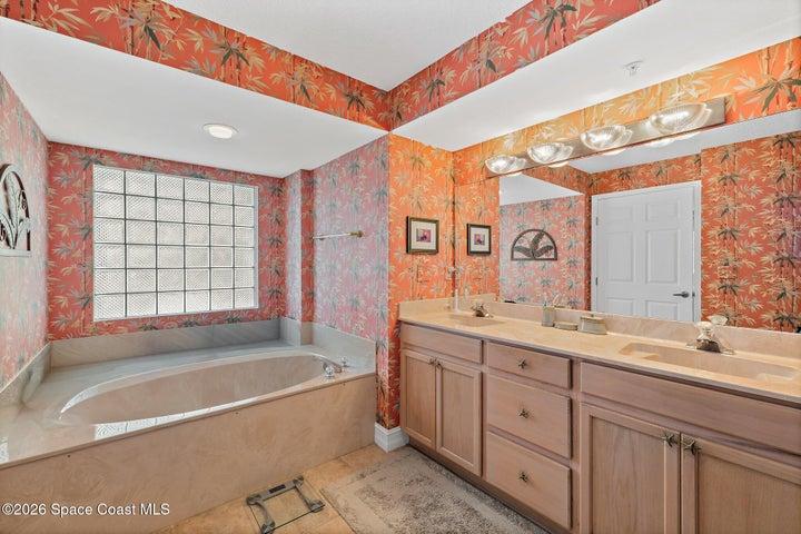 8472 Ridgewood Avenue 201, Cape Canaveral, FL, 32920 photo 24