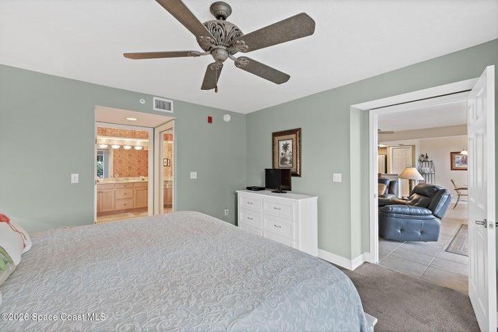 8472 Ridgewood Avenue 201, Cape Canaveral, FL, 32920 photo 23