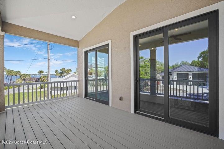 Balcony off loft area; 2nd floor