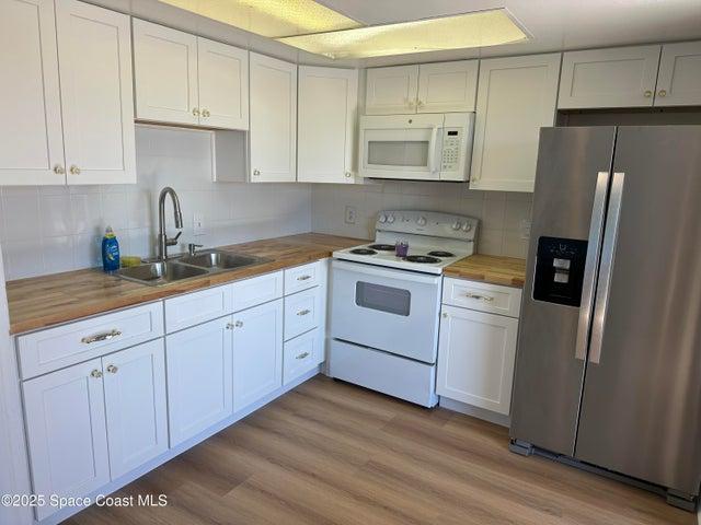 1145 N Shannon Avenue 16, Indialantic, FL, 32903 photo 6