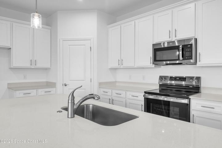 897 Castleford Avenue NE, Palm Bay, FL, 32905 photo 11