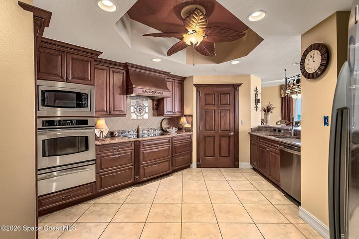 93 Delannoy Avenue 406, Cocoa, FL, 32922 photo 12