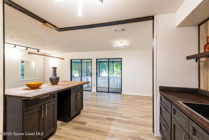 9000 Manchester Lane 20f, West Melbourne, FL, 32904 photo 6