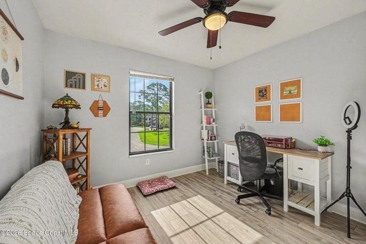 2nd Bedroom
