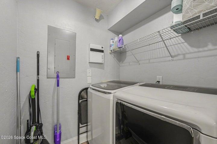 Laundry in Unit