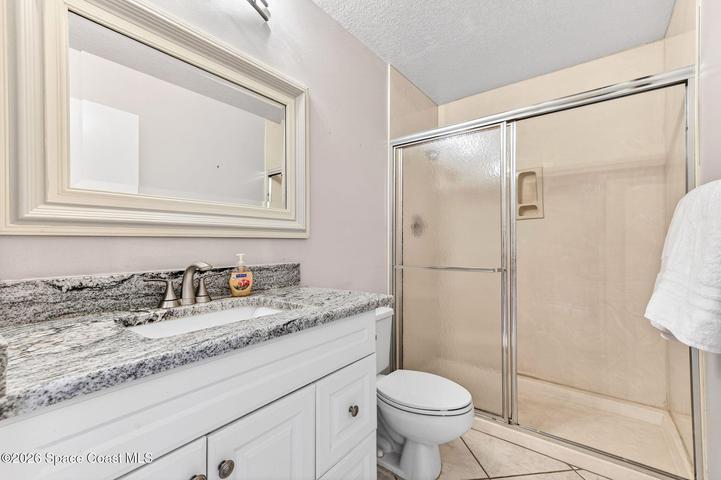 Attached bathroom granite countertops