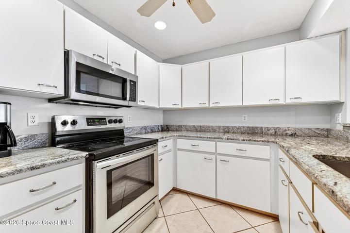 135 Escambia Lane 207, Cocoa Beach, FL, 32931 photo 8