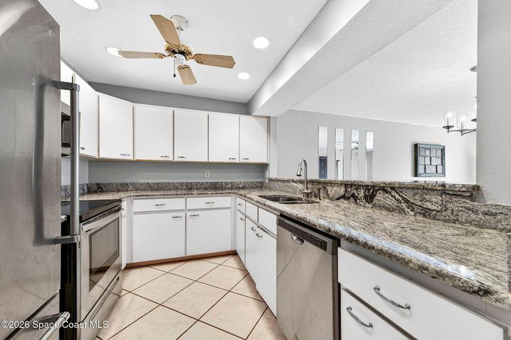 All appliances stainless steel