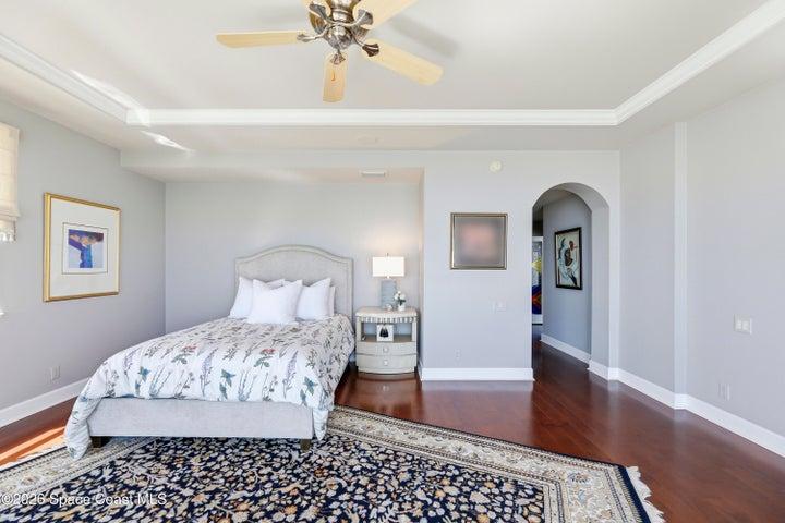 Master Suite b