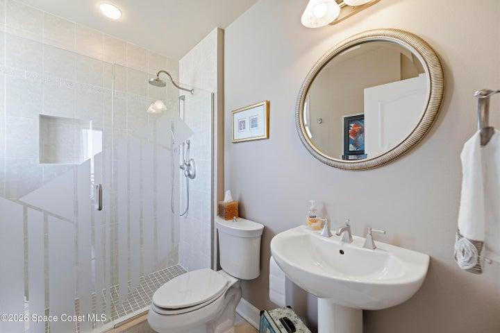 Guest Room 1 Bath
