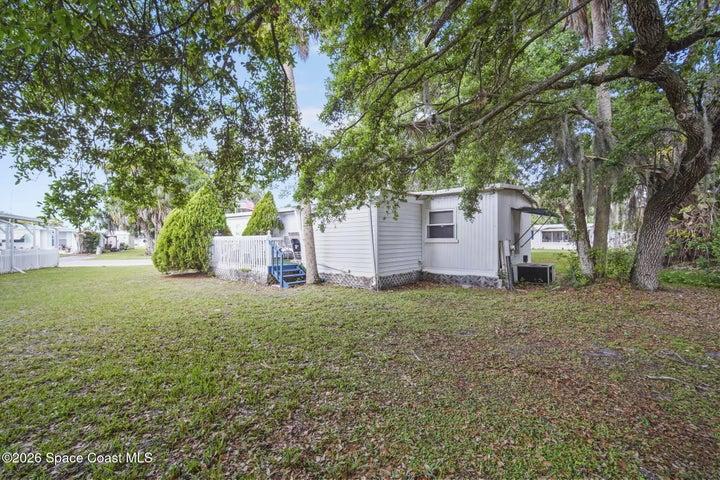 268 Holiday Park Boulevard NE, Palm Bay, FL, 32907 photo 8