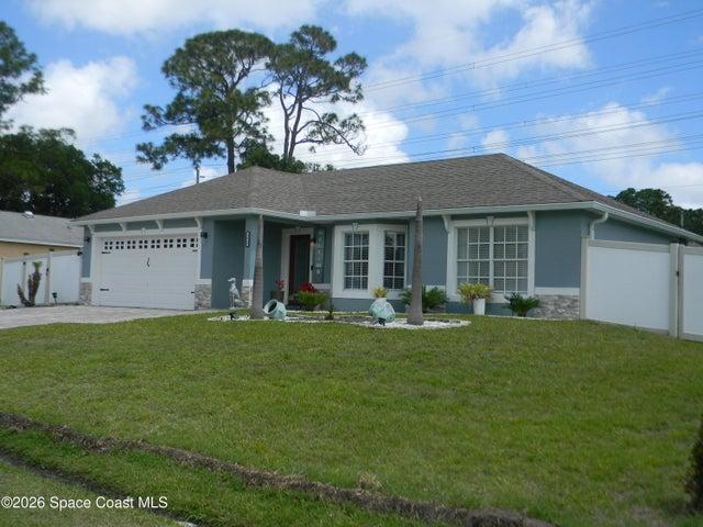 1619 Glencove Avenue NW, Palm Bay