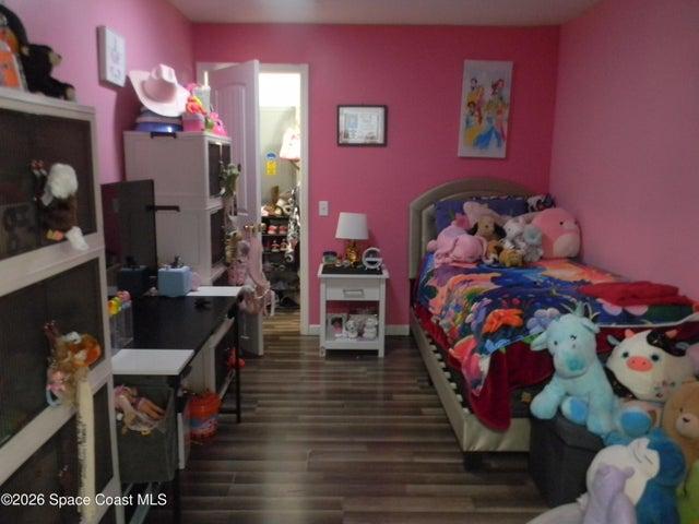 5TH BEDROOM