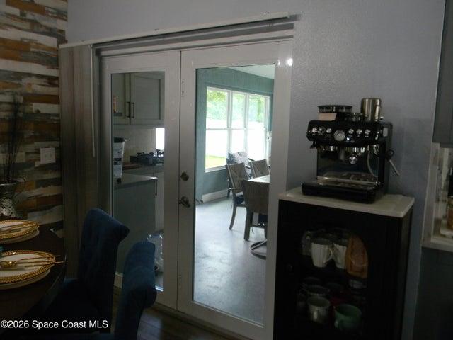 IMPACT DOUBLE DOORS