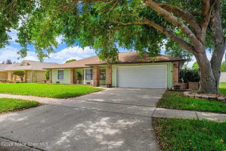 3607 Whisperwood Circle, Melbourne, FL, 32901 photo 2