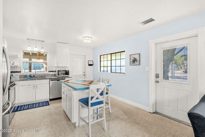 344 N Brevard Avenue, Cocoa Beach, FL, 32931 photo 4