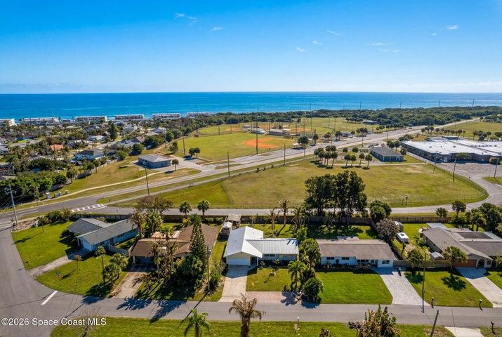 2047 Barracuda Avenue, Melbourne Beach, FL, 32951 photo 2