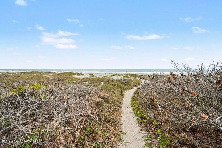 410 Hayes Avenue 401, Cocoa Beach, FL, 32931 photo 35