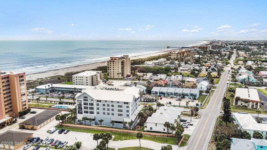 410 Hayes Avenue 401, Cocoa Beach, FL, 32931 photo 39
