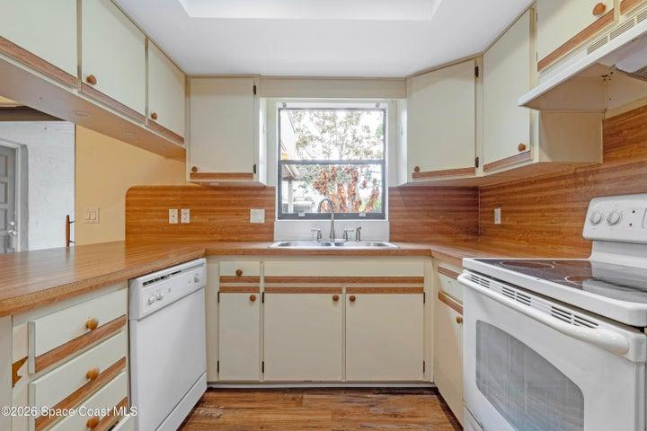 1928 Dipol Courtway, Titusville, FL, 32780 photo 10
