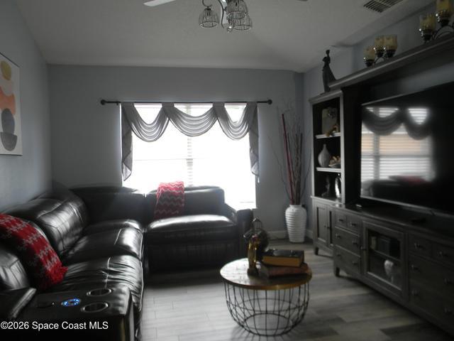 FAMILY ROOM 2