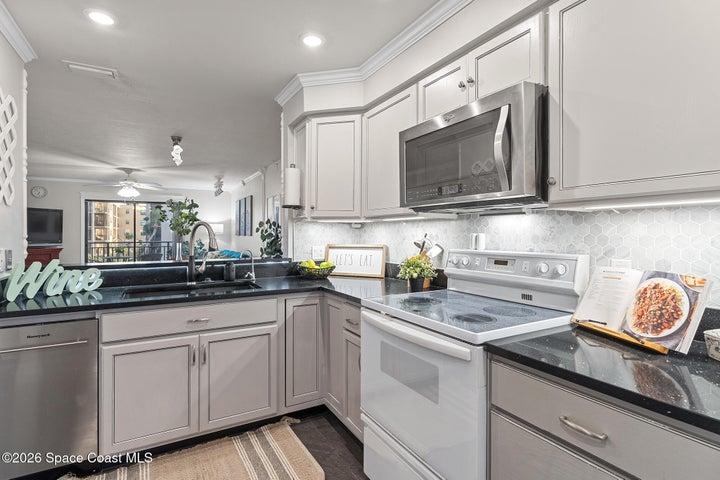 Under cabinet lights