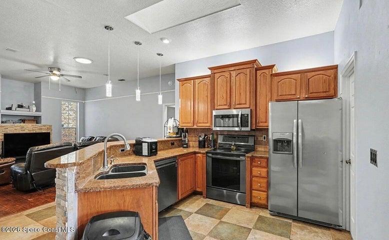 1816 Barrington Circle, Rockledge, FL, 32955 photo 5
