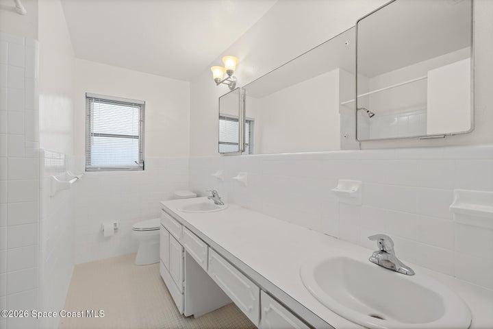 Dual Sinks, Plenty of Counter Space
