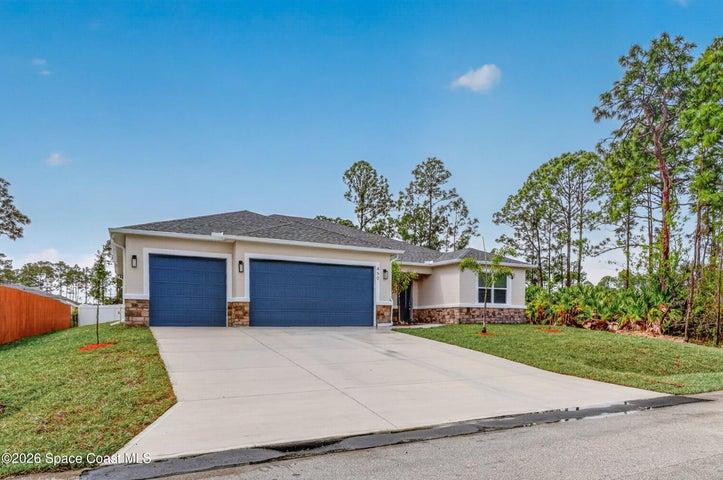 450 Hammond Street SW, Palm Bay, FL, 32908 photo 3
