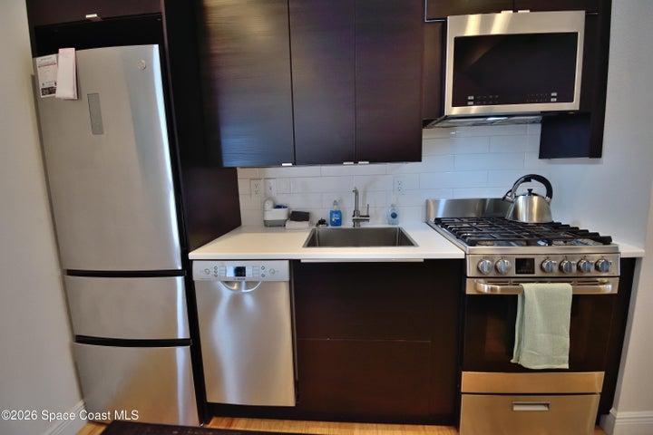 325 N Orlando Avenue, Cocoa Beach, FL, 32931 photo 6