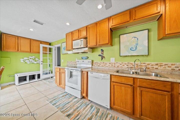 315 Arthur Avenue, Cocoa Beach, FL, 32931 photo 10