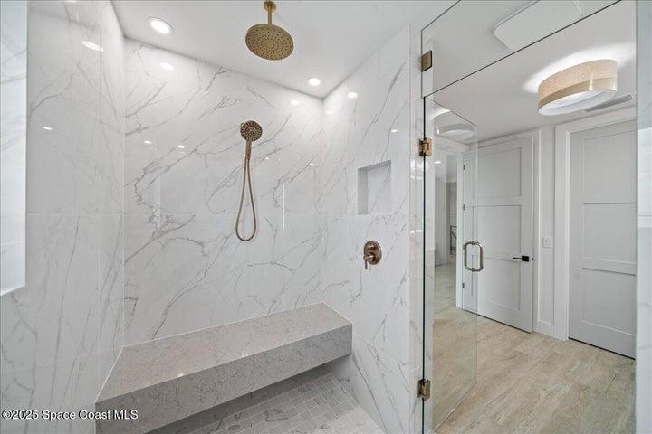 Shower seating area