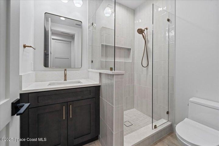 1st floor bathroom