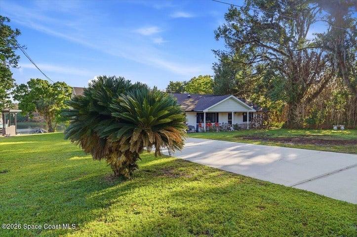 236 W Lake Ina Drive, Winter Haven, FL, 33881 photo 2