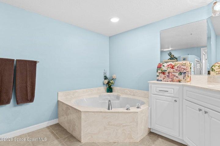8924 Puerto Del Rio Drive 9204, Cape Canaveral, FL, 32920 photo 27