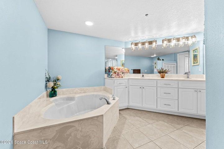 8924 Puerto Del Rio Drive 9204, Cape Canaveral, FL, 32920 photo 25