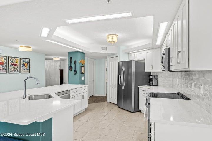 8924 Puerto Del Rio Drive 9204, Cape Canaveral, FL, 32920 photo 7