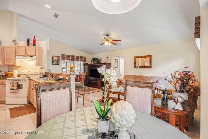 835 Rebus Avenue SW, Palm Bay, FL, 32908 photo 15