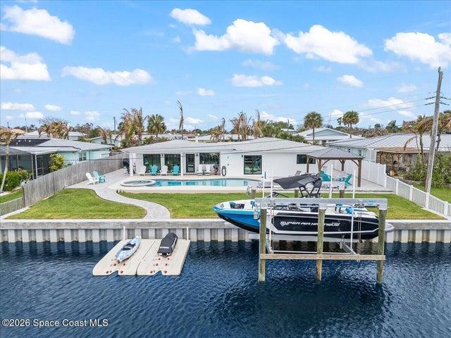 Brand new Sea wall with 16-foot panels & concrete cap