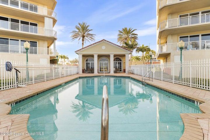 HEATED POOL