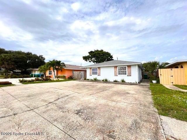 212 Monroe Avenue 212 & 214, Cape Canaveral