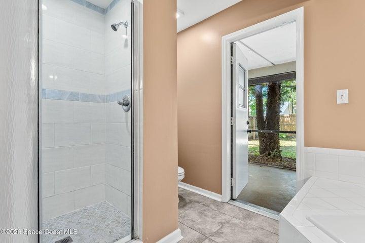 950 Whisperpine Drive, Melbourne, FL, 32901 photo 24