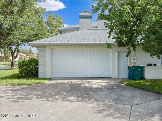 578 Lake Ashley Circle, West Melbourne, FL, 32904 photo 3