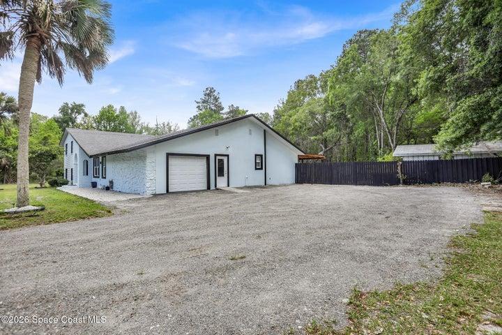 912 S 5th Street, Macclenny, FL, 32063 photo 3