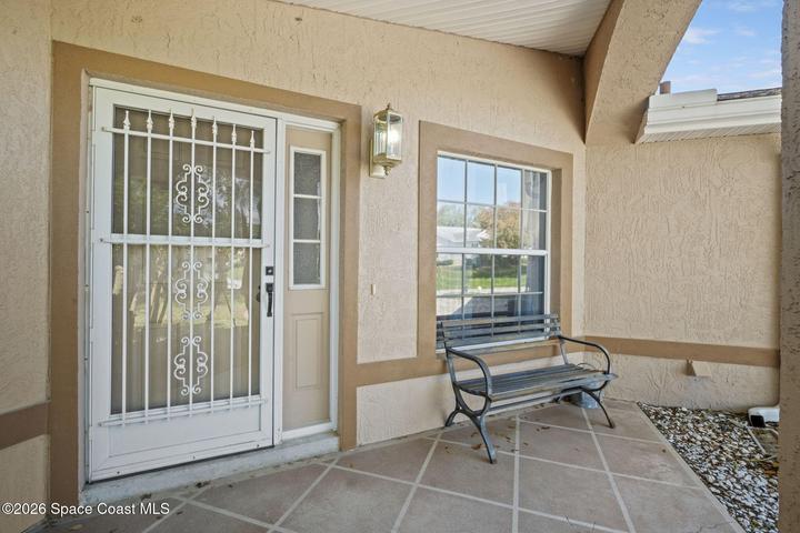 Covered Front Porch
