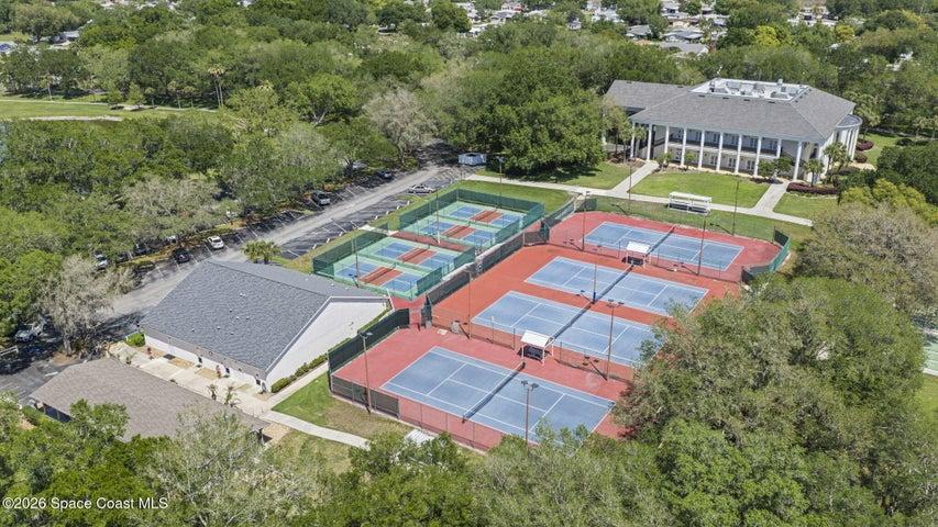 12 Pickleball and 8 Tennis Courts