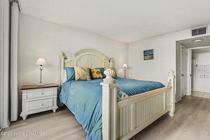 1860 N Atlantic Avenue 204, Cocoa Beach, FL, 32931 photo 14