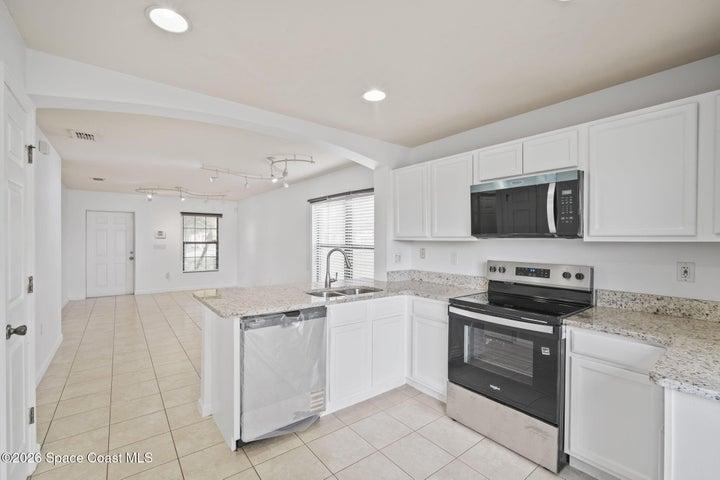 4555 Radiant Way 103, Melbourne, FL, 32901 photo 17