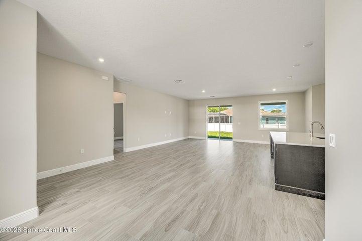 680 Londonderry Circle SE, Palm Bay, FL, 32909 photo 12