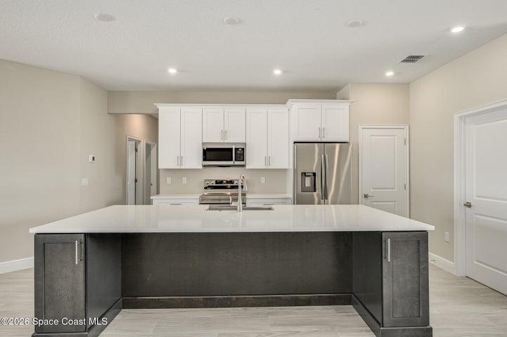 680 Londonderry Circle SE, Palm Bay, FL, 32909 photo 17